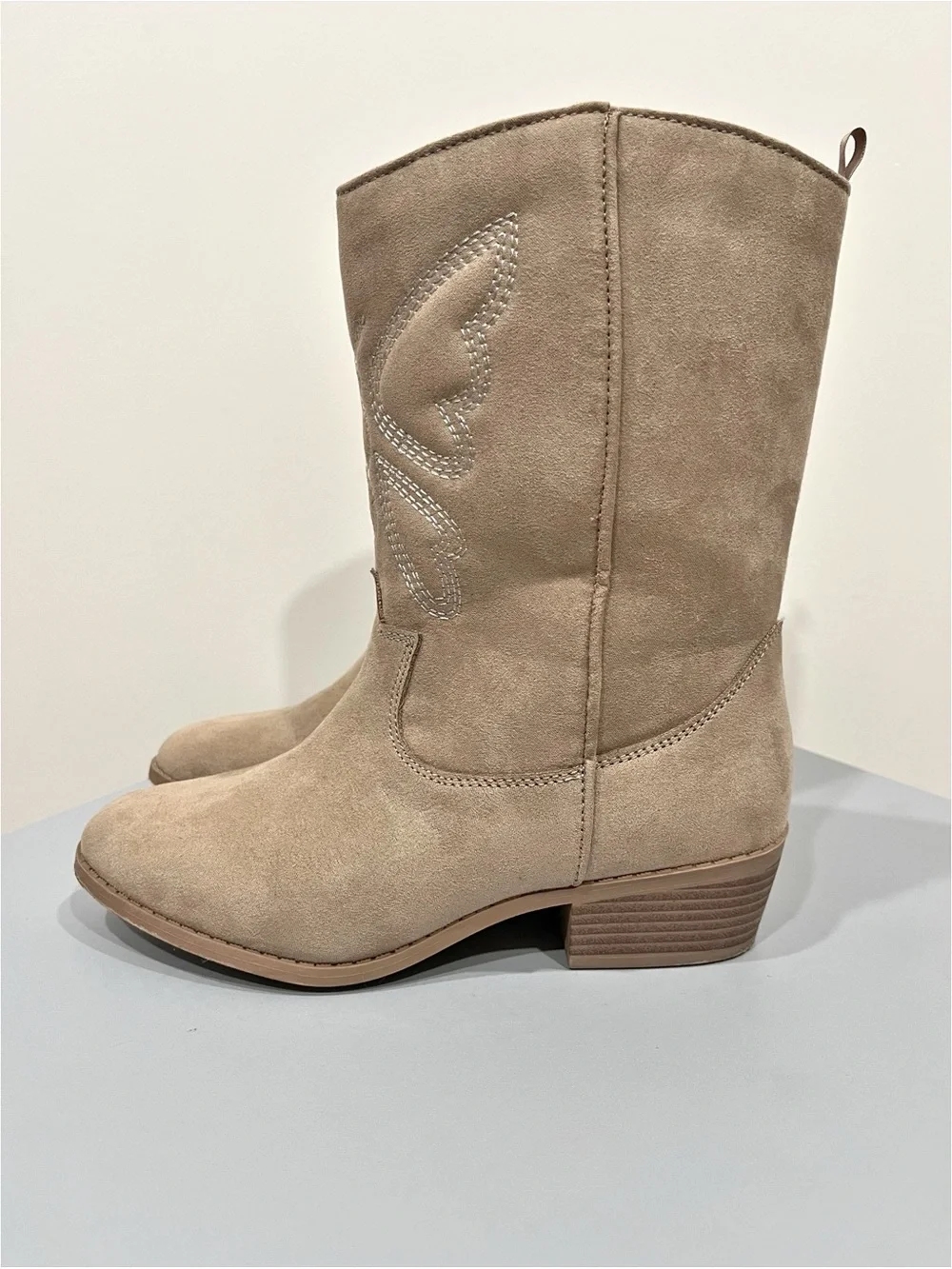 Old Navy Girls Tan Faux Suede Western Cowboy Boots Size 5 Youth Embroidered